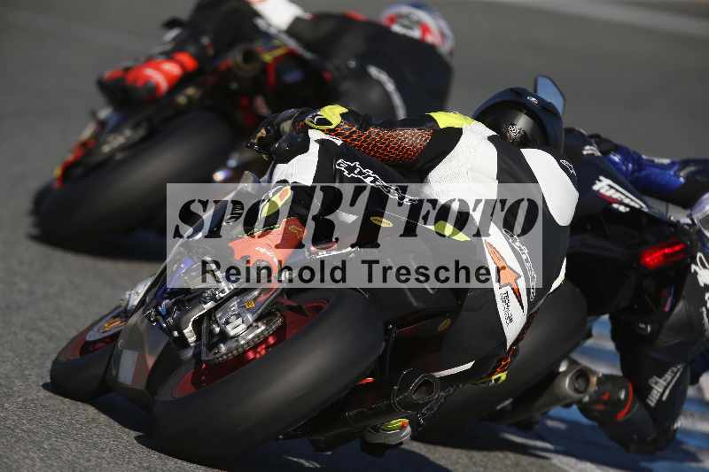 /Archiv-2024/01 26.-28.01.2024 Moto Center Thun Jerez/Gruppe blau-blue/backside